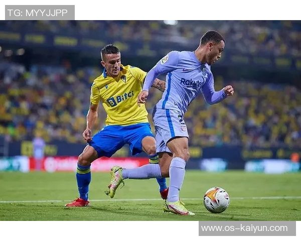 巴塞罗那与埃因霍温精彩对决比赛视频回顾与分析